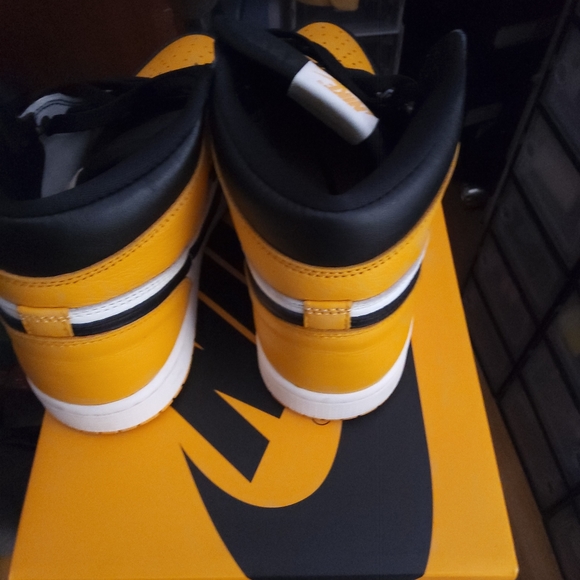 Jordan 1 - Picture 4 of 5